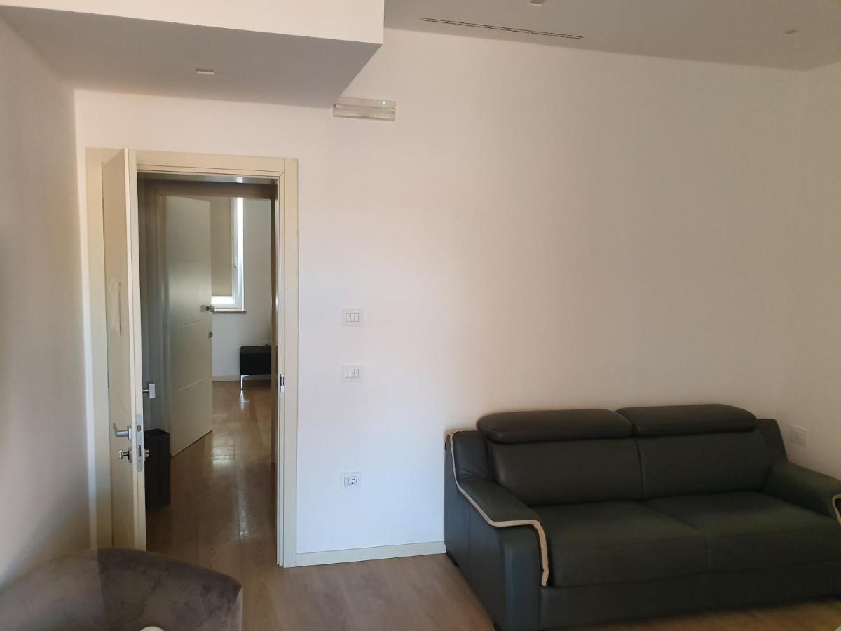 Mi Casa Es Tambien Tu Casa Vips Verona Bagian luar foto
