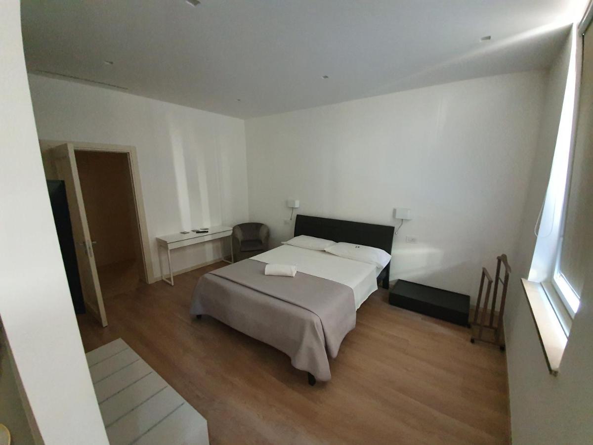 Mi Casa Es Tambien Tu Casa Vips Verona Bagian luar foto