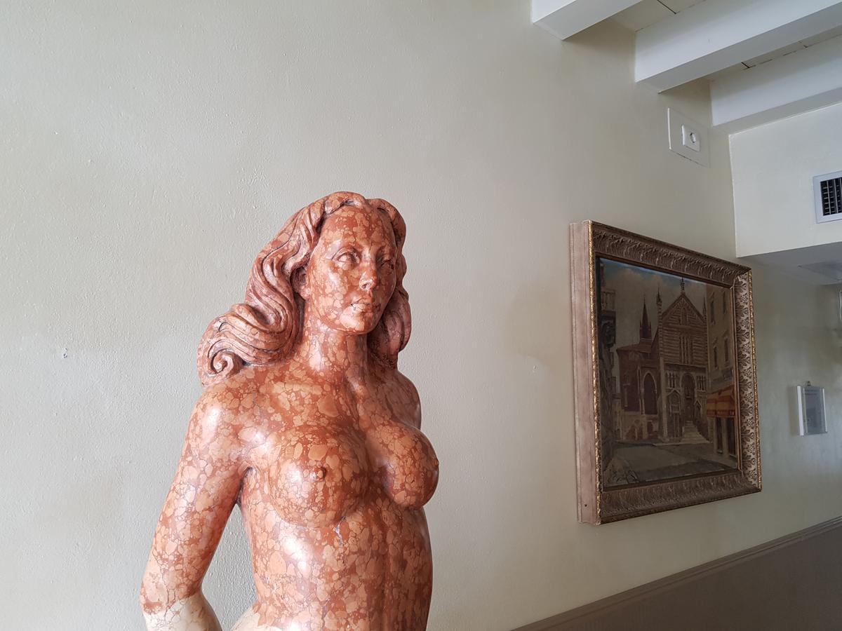 Mi Casa Es Tambien Tu Casa Vips Verona Bagian luar foto