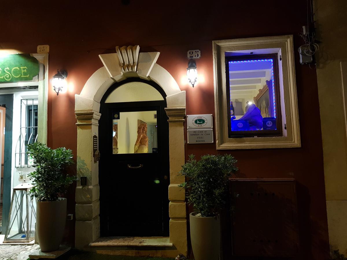 Mi Casa Es Tambien Tu Casa Vips Verona Bagian luar foto